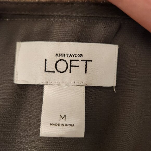 Loft Size Medium Copper Sequin sleeveless shirt  EUC - Picture 2 of 9